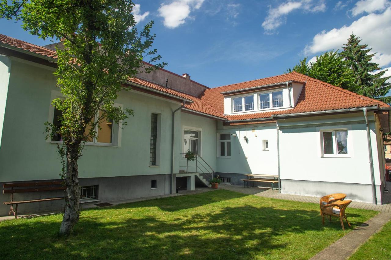 Cozy Room Agapedia Brasov Exterior photo